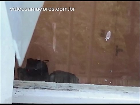❤️ Home cachondo mirando á súa moza con outro mozo, gravando un vídeo de carallo sen molestar á parella Porno anal a nós gl.hentaivost.ru ❌