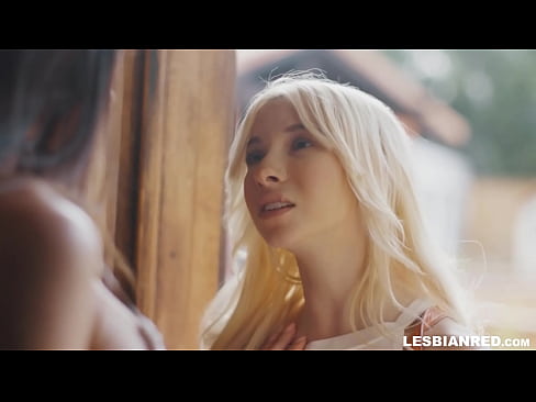 ❤️ A nena chega a casa uns meses despois e acaba comendo o coño da súa madrastra Porno anal a nós gl.hentaivost.ru ❌
